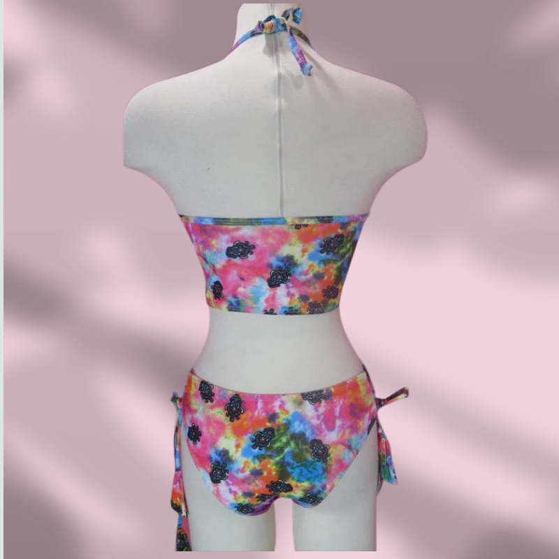 Bikini traje de baño de dos piezas  tiene varilla en el busto Estampado colorido  Carey